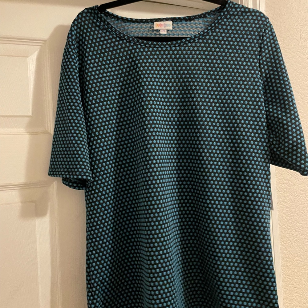 LuLaRoe Gigi Top